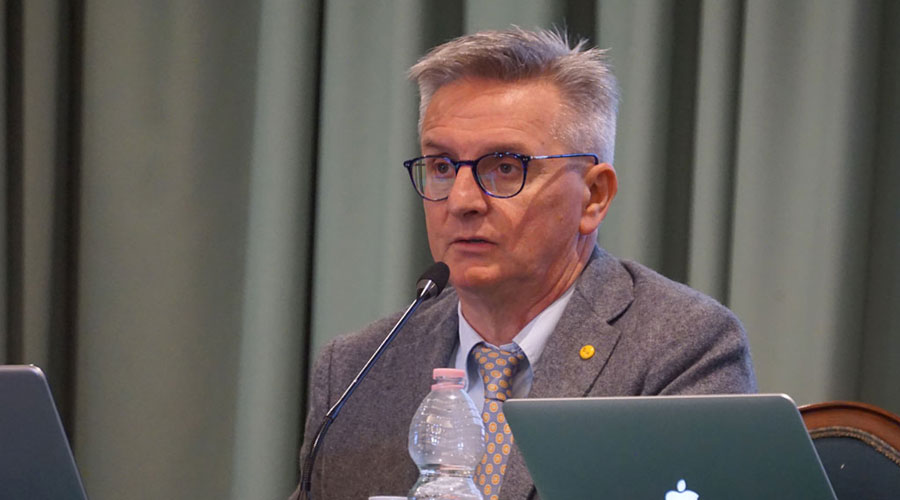Clicca per accedere all'articolo Serate filosofiche tra cura e tecnica: ecco dove eravamo rimasti
