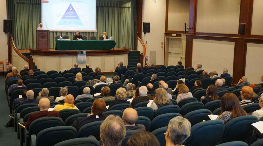 Clicca per accedere all'articolo Intelligenza artificiale: non sostituirà il medico e l’odontoiatra, ma solo chi non la saprà usare