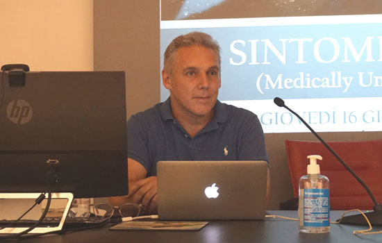 Clicca per accedere all'articolo Curare i sintomi vaghi oggi per avere meno cronici domani