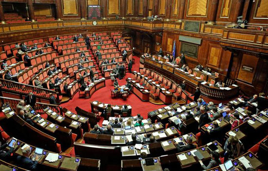 Clicca per accedere all'articolo Medici caduti per Covid, no del Senato ai fondi per le famiglie. Anelli: «Occasione persa»